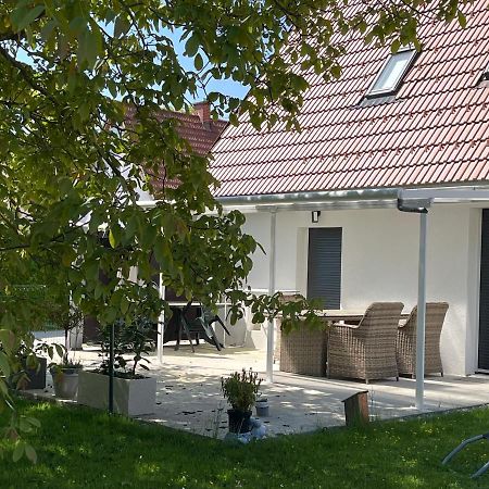 Haus Mit Garten Familie Pabst Maria Lankowitz Eksteriør billede